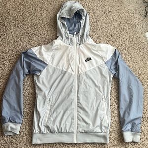 Nike mens windbreaker size Small